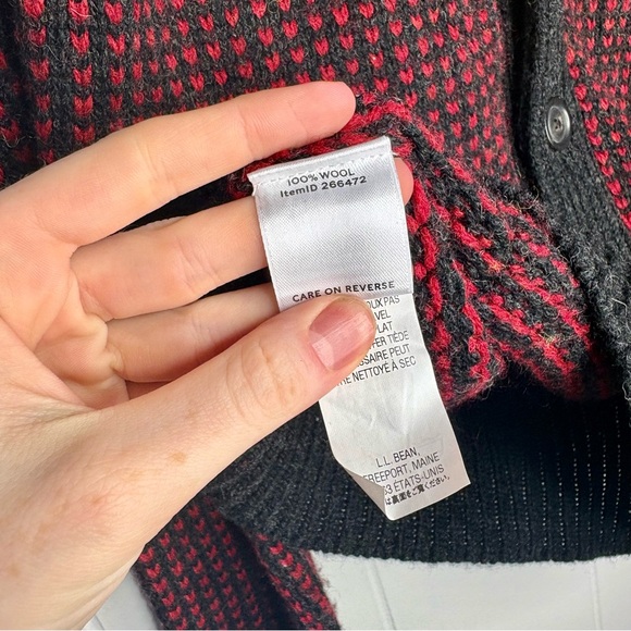L.L Bean Signature Heritage 1980 Matinicus Rock Sweater Cardigan Men’s Size XS - Picture 8 of 10